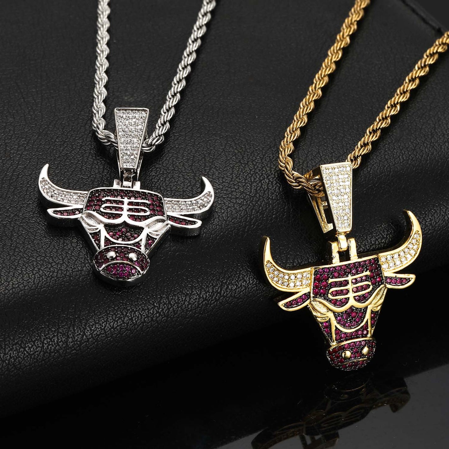 Chicago Bulls Pendant Iced Out CZ Micro Pave Hip hop necklace for fans