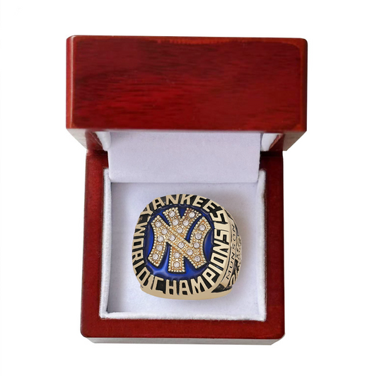 1977 NY Yankees Baseball World Championship Ring With Box